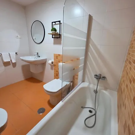 Costa Playa De Llas, Terraza, Piscina Y Pista De Padel * Foz