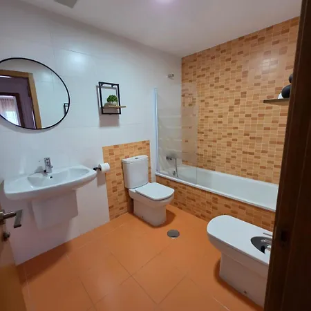 Costa Playa De Llas, Terraza, Piscina Y Pista De Padel Foz