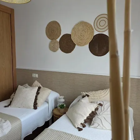 Costa Playa De Llas, Terraza, Piscina Y Pista De Padel *